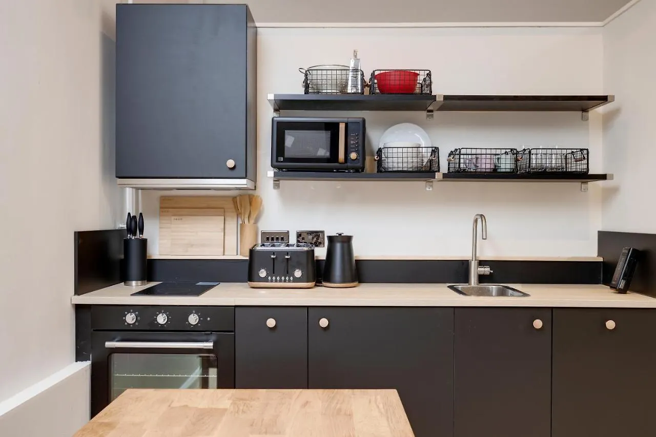 Coalshed Lofts - Groups -Exclusive Use Apartment Bristol 0*,